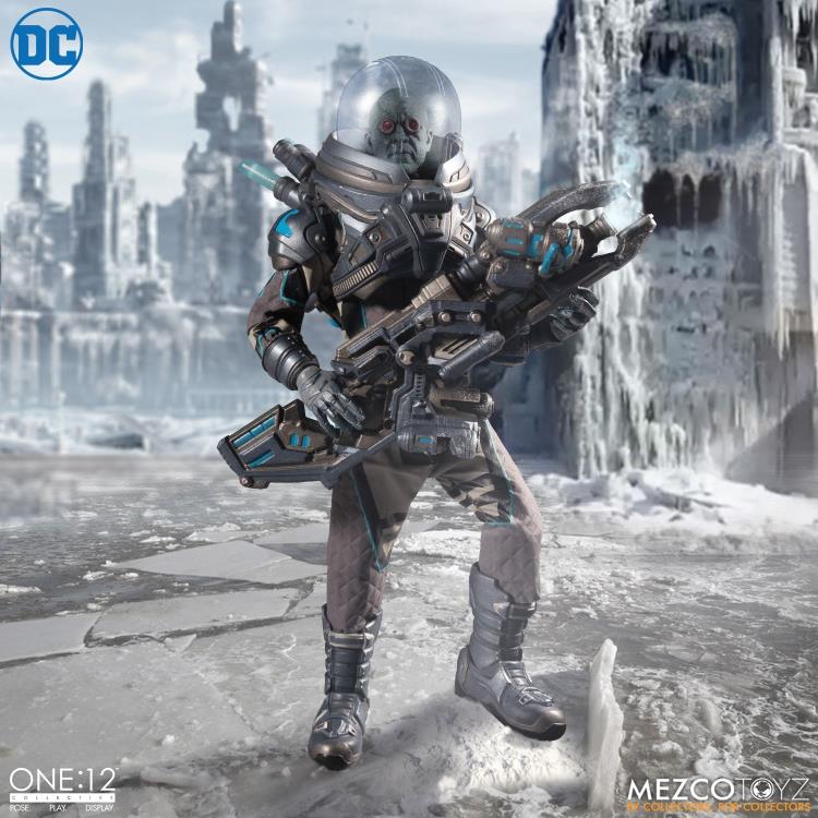 Mezco Toys ONE:12 Collective - DC Comics Deluxe Mr. Freeze