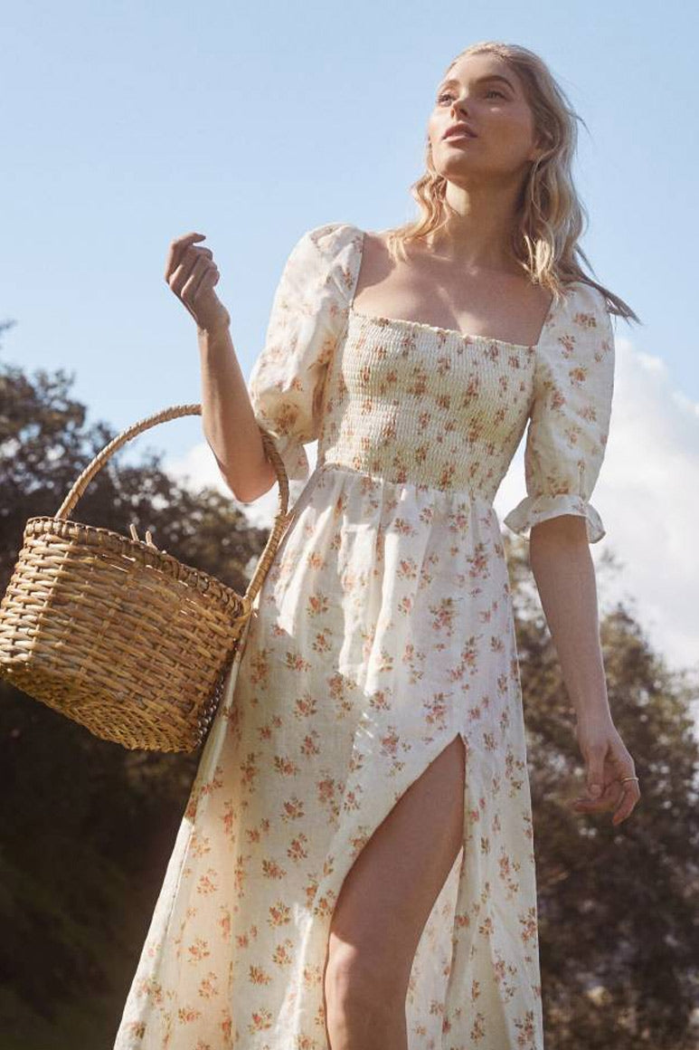 Elsa Hosk Floral Casual Dress With Half Sleeves