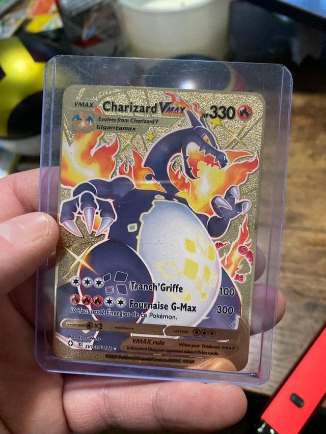 Gold Charizard Vmax : r/PokemonTCG