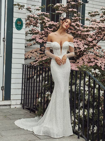 Shop HAILEY BIEBER's bridal look