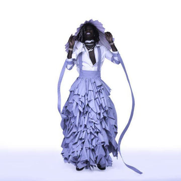 Is there a lore reason why Young Thug is wearing a dress? Is he stupid? : r/ YoungThug