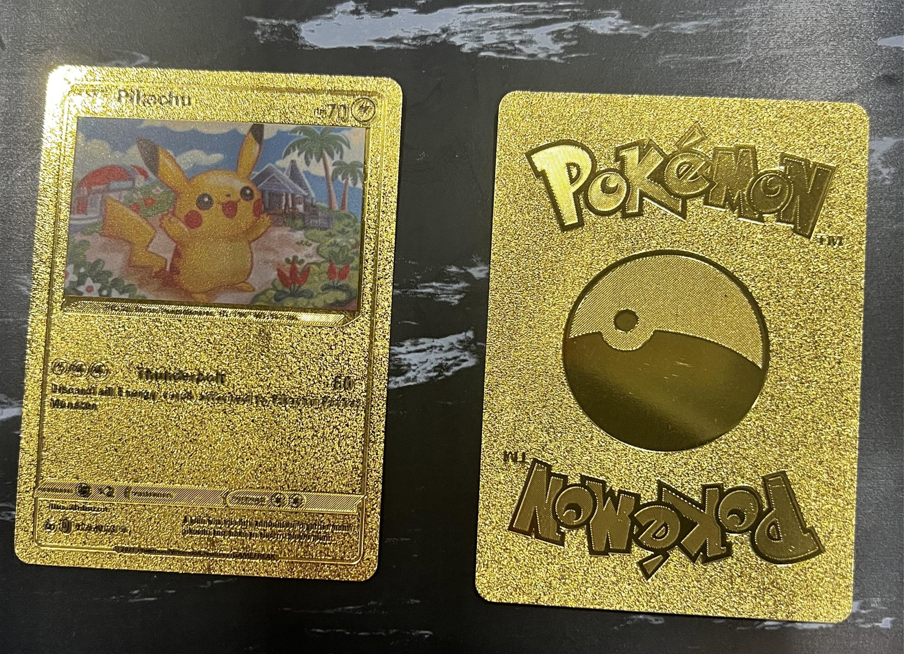 Is this gold foil card real or fake : r/IsMyPokemonCardFake