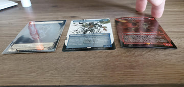 It's not because "all FoiLs CuRl" : r/mtg