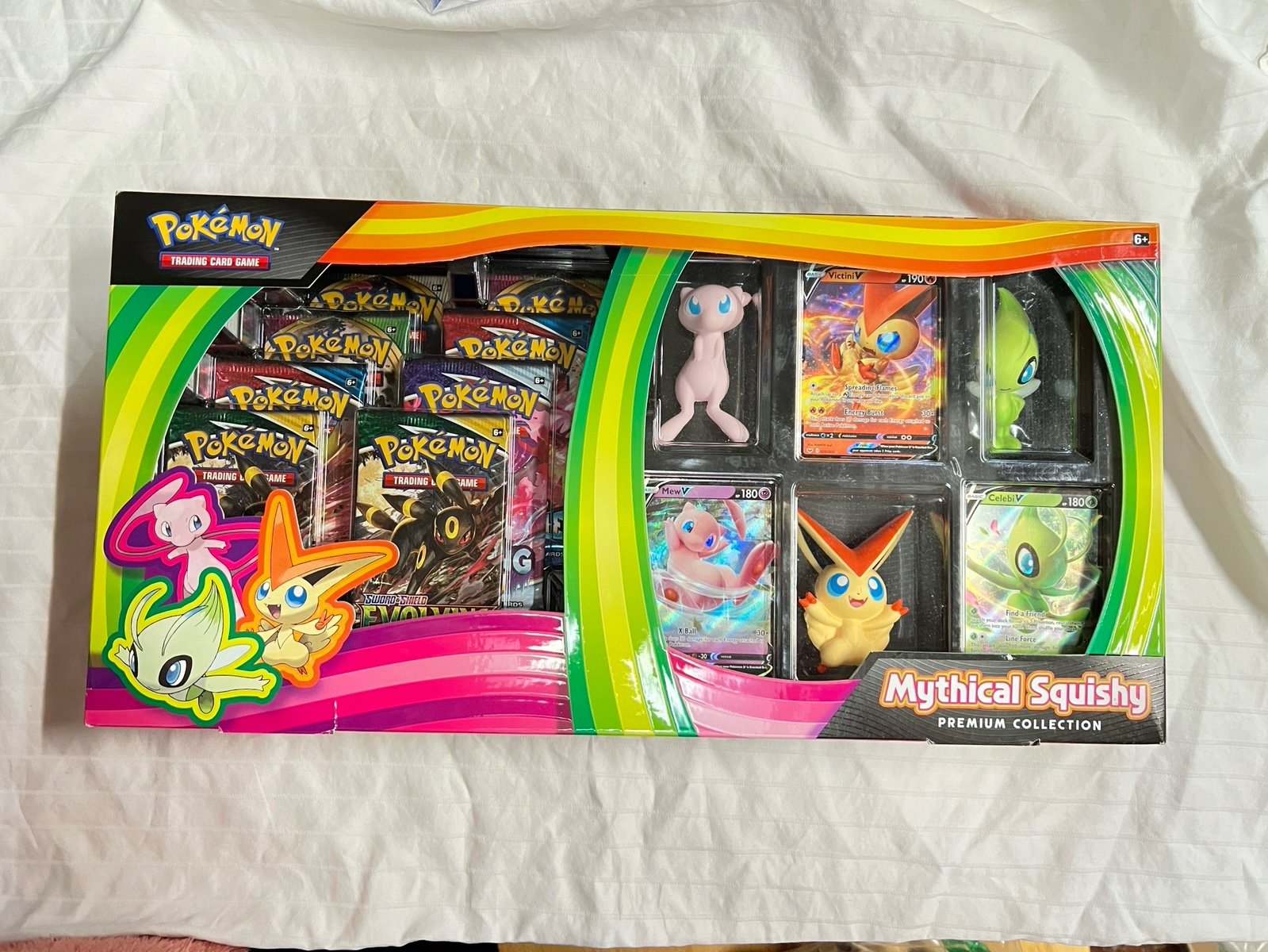Pokemon Mythical Squishy PremiumPokemon Mythical Squishy Premium Collection Box