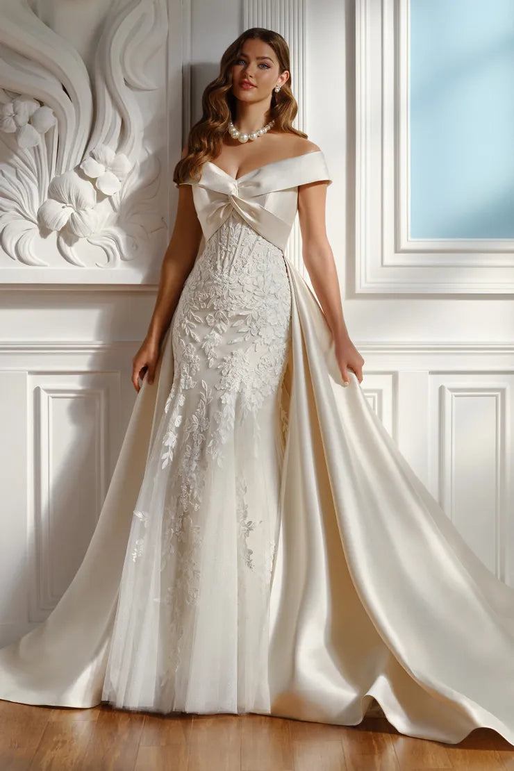 Wedding Dresses for Short Women