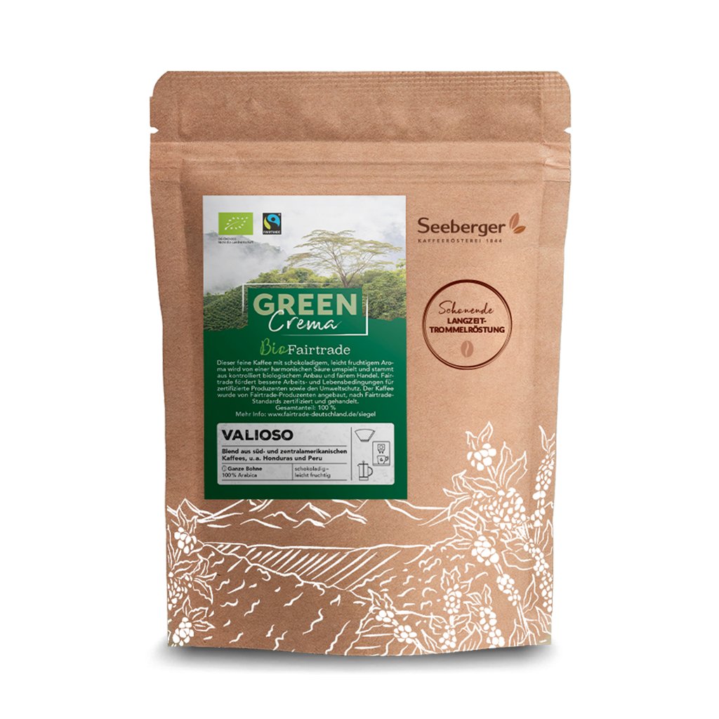 Eine braune Kaffeeverpackung mit grünem Label beschreibt Fairtrade-Bio-Kaffee von Seeberger.