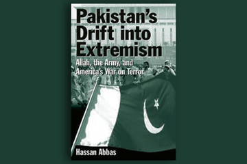 Pakistans Drift into Extremism: Allah, the Army, and America's War on Terror