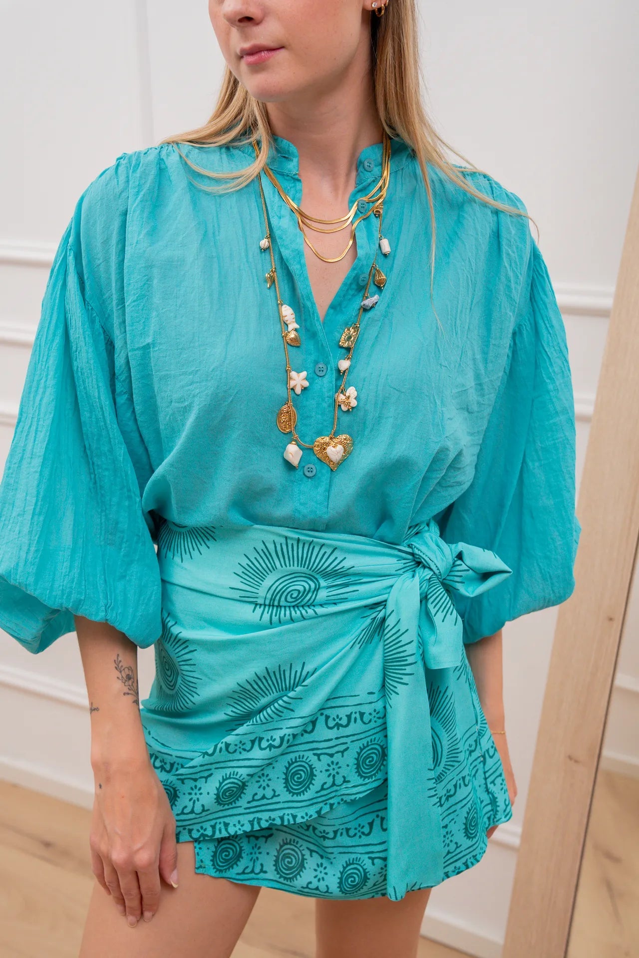 Camicia coreana in mussolina turchese manica balloon - Tensione In