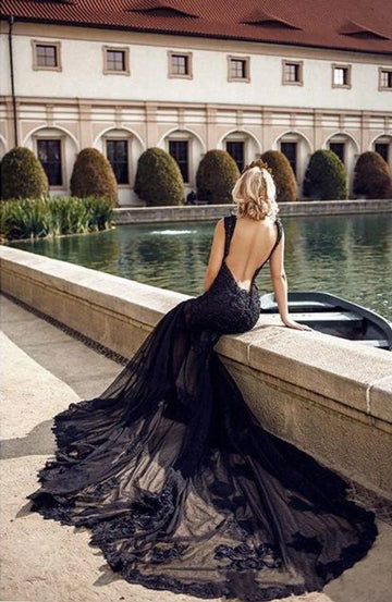 Sexy Black Gothic Mermaid Wedding Dress Bridal Gowns Lace Applique Backless Floor Length V Neck Tiered Tulle Garden Formal Dresses Vestidos De