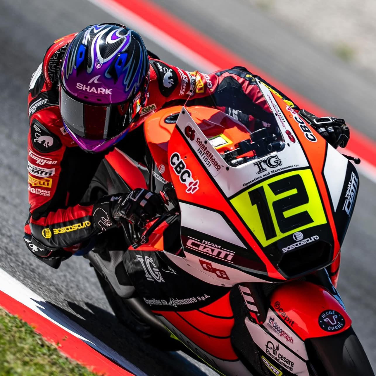 Friends of JR12 100 club - The Ultimate GP Experience