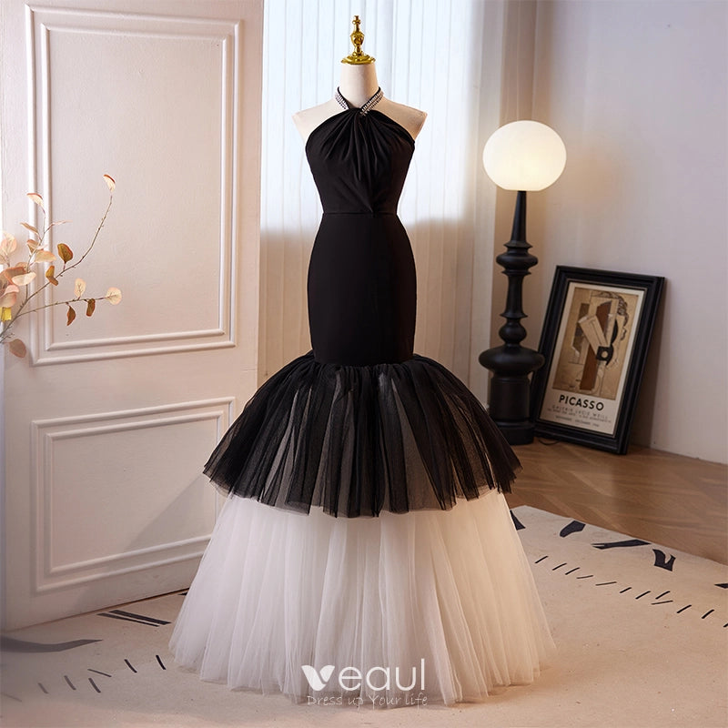 Unusual Black Evening Dresses 2023 Ball Gown Halter Sleeveless Backless Floor-Length / Long Evening Party Formal Dresses